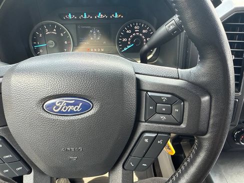 Used 2018 Ford F150 XLT w/ Equipment Group 302A Luxury AWD/4WD image 33