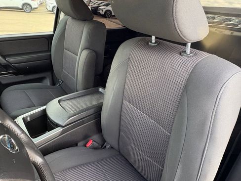 Used 2014 Nissan Titan SV w/ SV Value Truck Package image 27