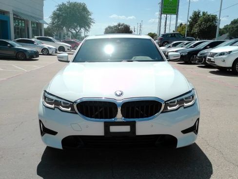 Used 2022 BMW 330e w/ Driving Assistance Package RWD image 3