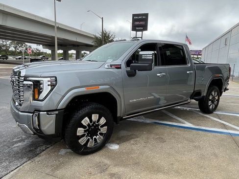 New 2026 GMC Sierra 3500 Denali w/ Denali Reserve Package image 3