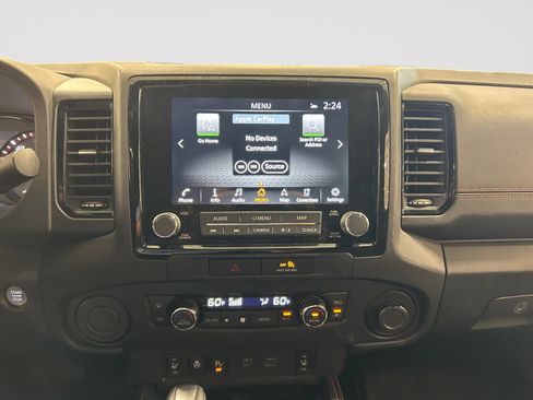 Used 2022 Nissan Frontier Pro-X RWD image 16