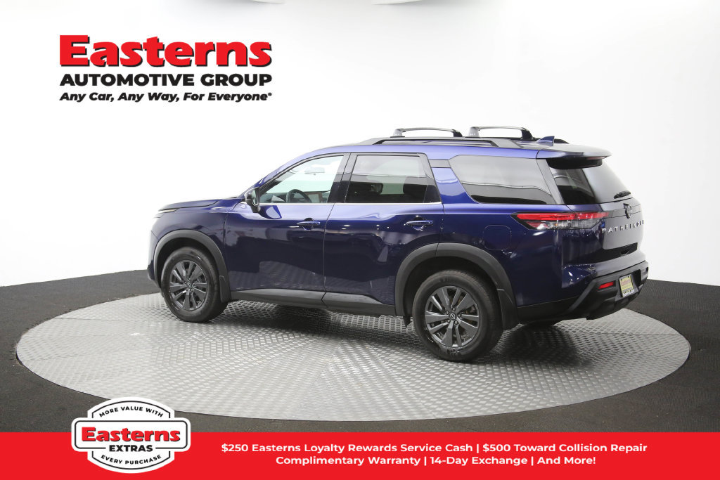 Used 2022 Nissan Pathfinder SV AWD/4WD image 65