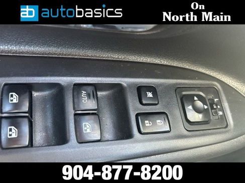 Used 2018 Mitsubishi Outlander ES image 22