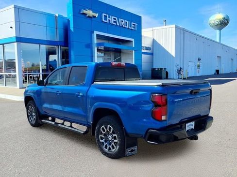 Used 2023 Chevrolet Colorado Z71 w/ Z71 Convenience Package 2 AWD/4WD image 6