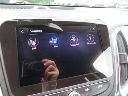 Used 2019 Chevrolet Equinox Premier AWD/4WD image 26