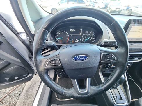 Used 2019 Ford EcoSport SE w/ SE Convenience Package image 15