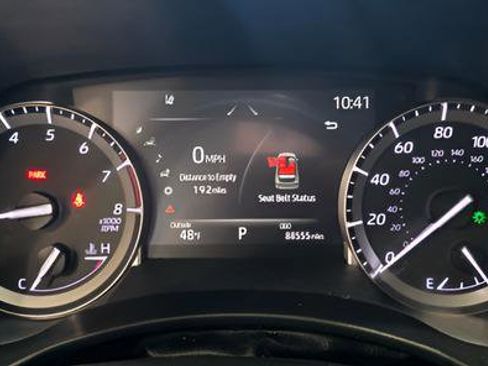 Used 2022 Toyota Highlander Limited image 18