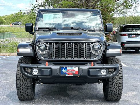 New 2026 Jeep Gladiator Mojave AWD/4WD image 10
