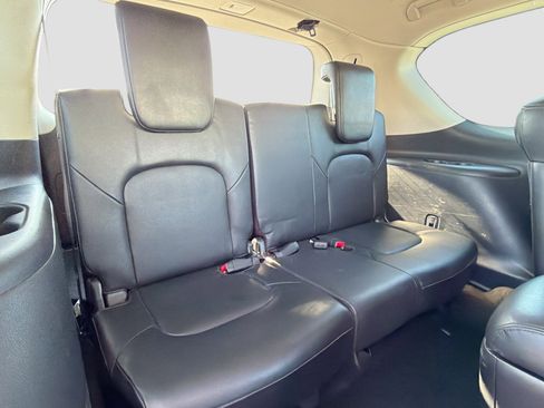 Used 2023 Nissan Armada SL w/ Captain's Chairs Package image 20