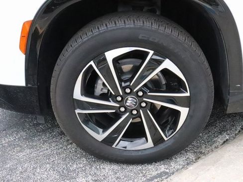 New 2025 Buick Enclave Sport Touring w/ Power Package image 8