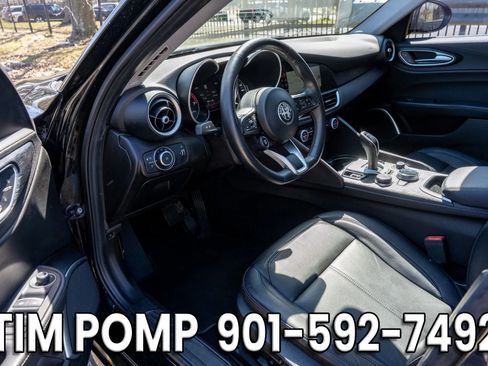 Used 2020 Alfa Romeo Giulia Sprint w/ Cold Weather Package AWD/4WD image 10