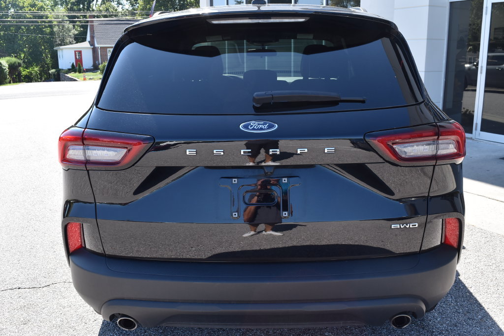 Used 2025 Ford Escape ST-Line AWD/4WD image 6