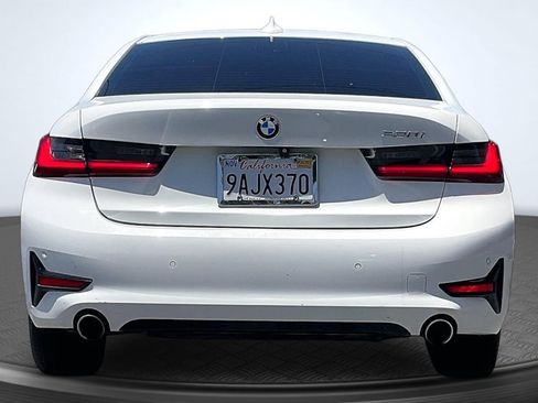 Used 2019 BMW 330i Sedan w/ Driving Assistance Package RWD image 4
