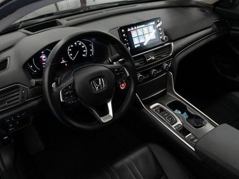 Certified 2020 Honda Accord Touring image 3