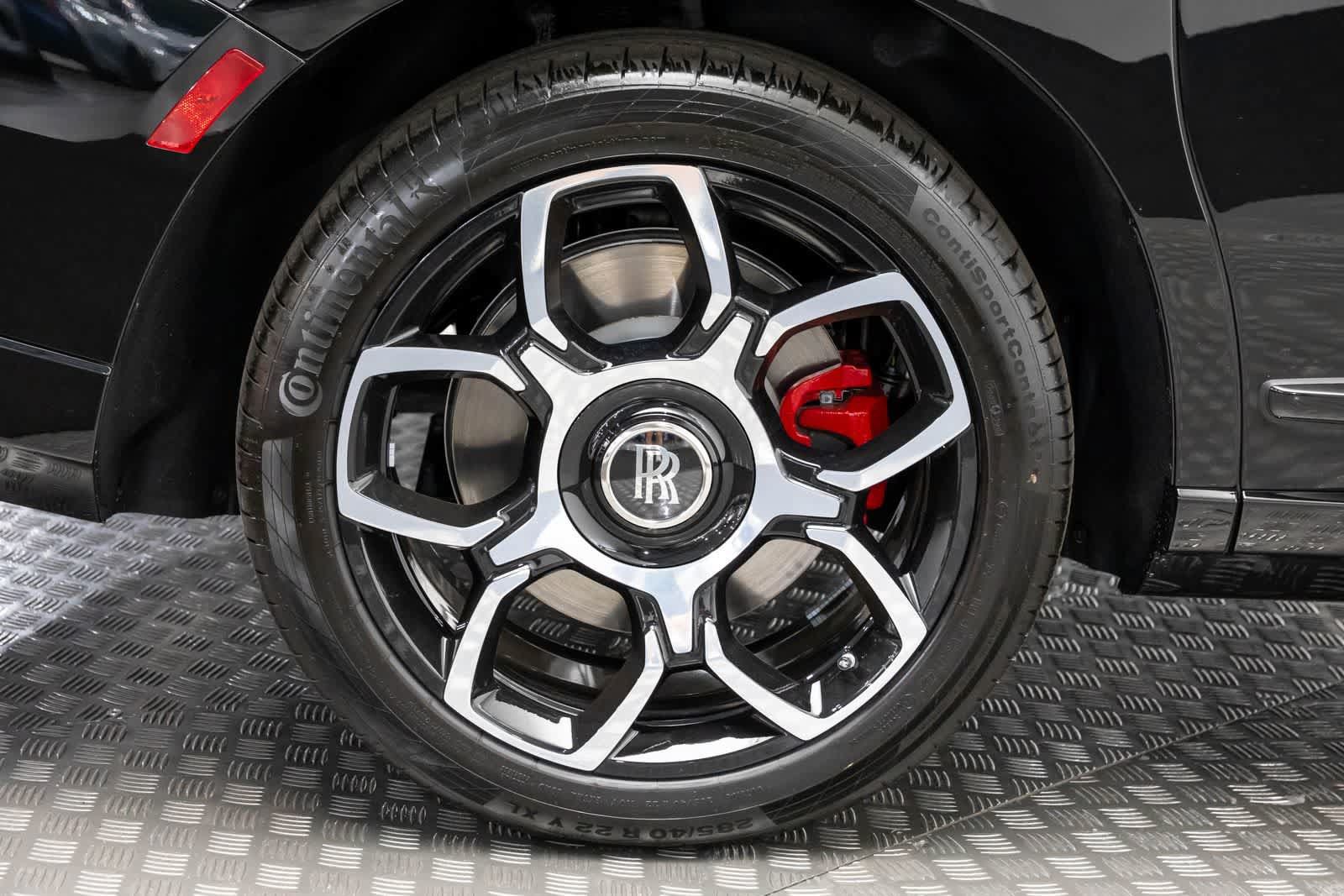 New 2027 Rolls-Royce Cullinan Black Badge AWD/4WD image 58