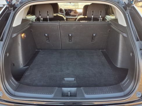 Used 2024 Chevrolet Trax LS w/ LS Convenience Package image 10