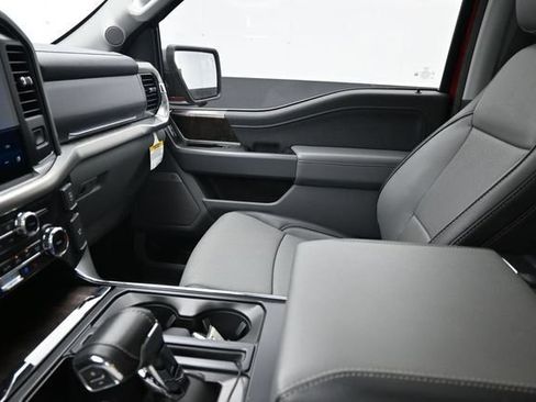 Used 2022 Ford F150 Lariat RWD image 13