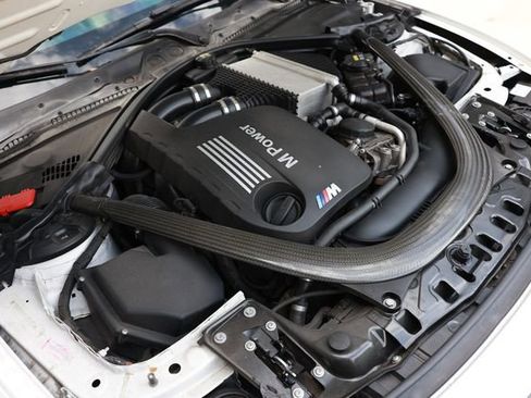 Used 2015 BMW M4 Coupe image 54