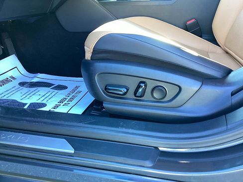 Used 2022 Lexus ES 350 image 10