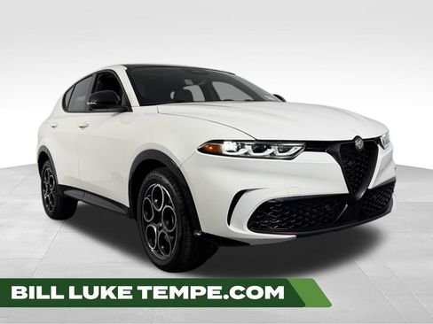 Used 2025 Alfa Romeo Tonale AWD/4WD image 1