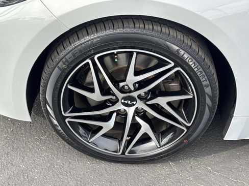 Used 2022 Kia Stinger GT-Line image 30