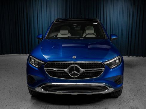 Certified 2026 Mercedes-Benz GLC 300 image 2