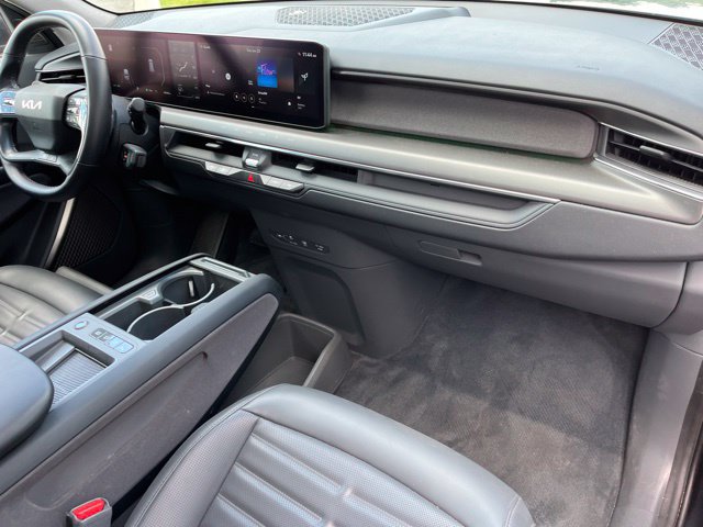 Used 2024 Kia EV9 Land AWD/4WD image 8