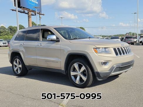 Used 2015 Jeep Grand Cherokee Limited w/ Trailer Tow Group IV AWD/4WD image 4