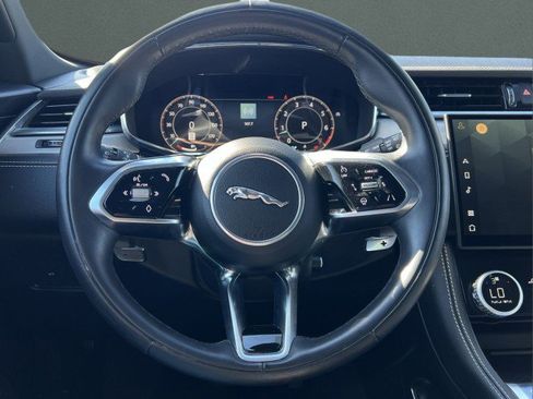 Used 2024 Jaguar F-PACE R-Dynamic S image 30