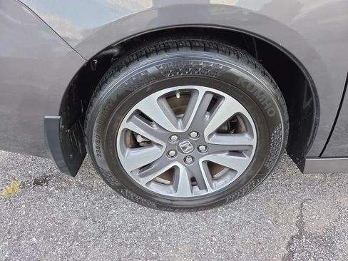 Used 2014 Honda Odyssey Touring Elite image 21