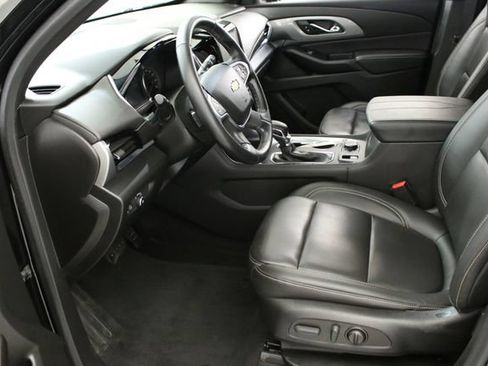 Used 2023 Chevrolet Traverse LT AWD/4WD image 26