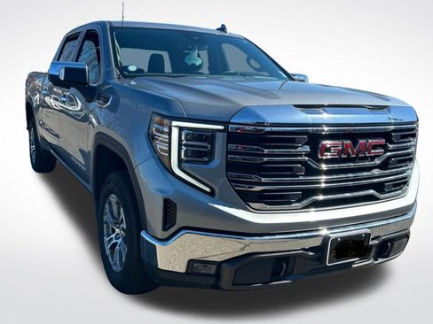 Certified 2025 GMC Sierra 1500 SLT AWD/4WD image 30