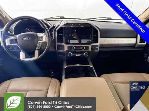 Certified 2022 Ford F450 Lariat w/ Lariat Value Package AWD/4WD image 7