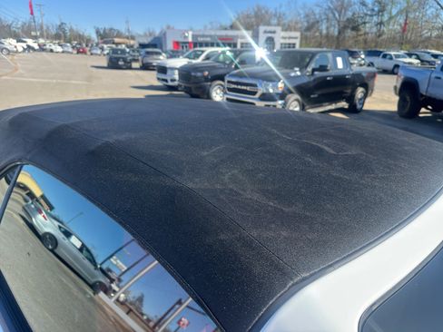 Used 2011 Chevrolet Camaro SS w/ RS Package image 17