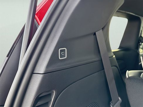 New 2026 Chrysler Pacifica Limited w/ Uconnect Theater Family Group image 21