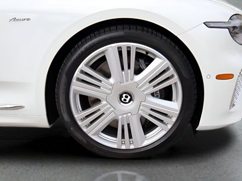 New 2026 Bentley Continental GTC AWD/4WD image 6