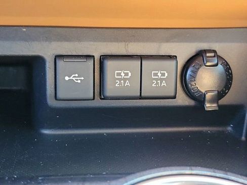 Used 2021 Toyota Highlander Platinum image 29