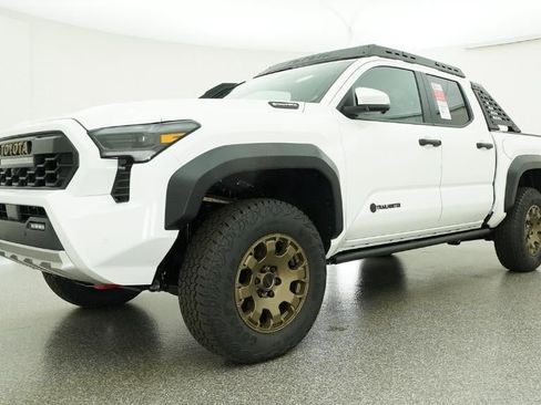 New 2026 Toyota Tacoma 4x4 Double Cab Hybrid image 17
