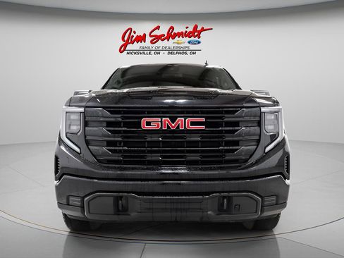 Used 2024 GMC Sierra 1500 Pro w/ Graphite Edition AWD/4WD image 2