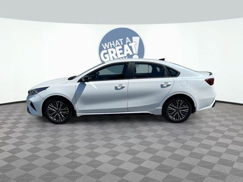 Certified 2024 Kia Forte GT-Line image 9