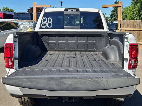 New 2026 RAM 2500 Limited AWD/4WD image 10