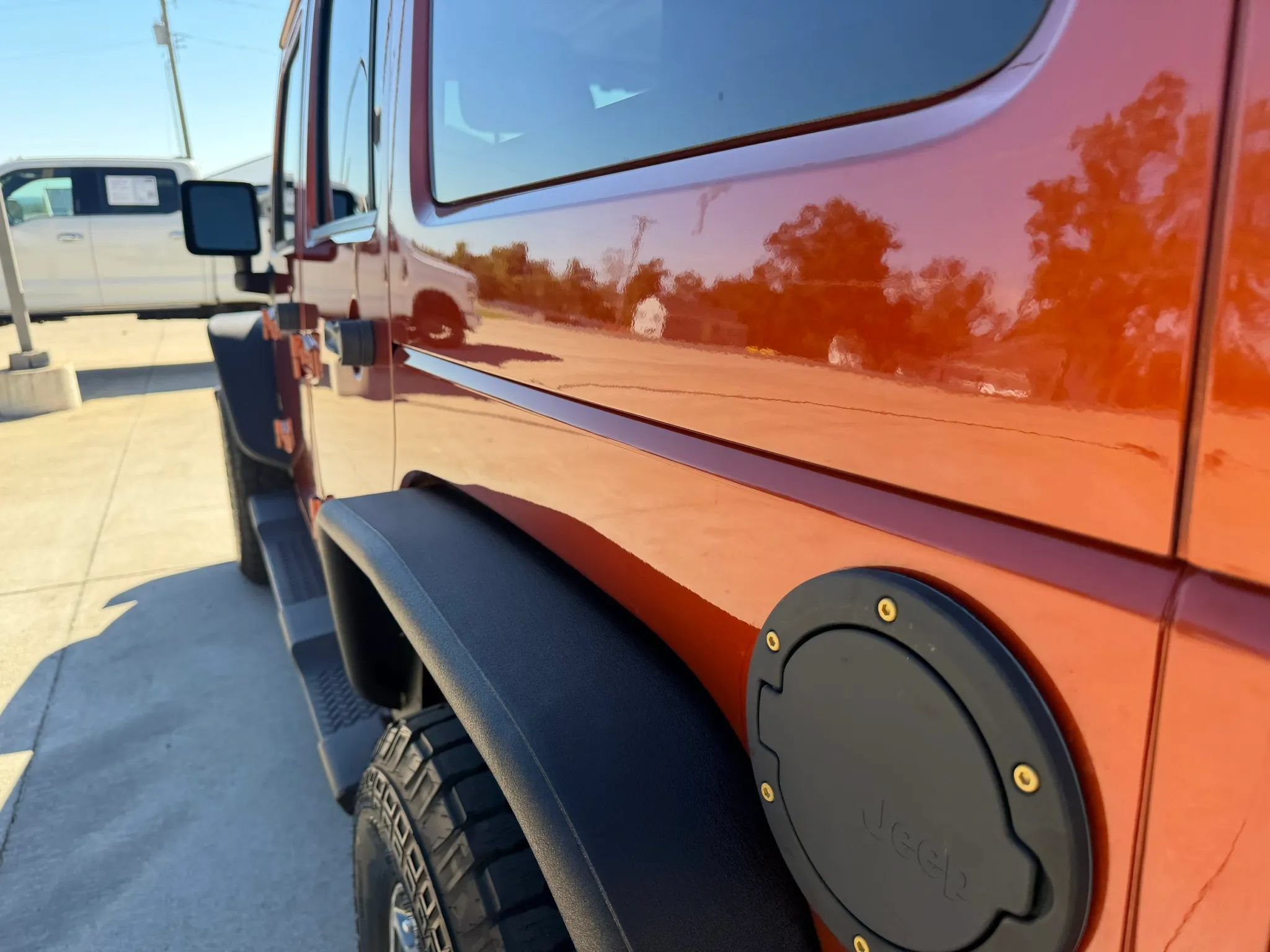 Used 2014 Jeep Wrangler Unlimited Sahara w/ Connectivity Group AWD/4WD image 66