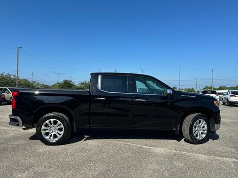 Used 2025 Chevrolet Silverado 1500 LTZ RWD image 7
