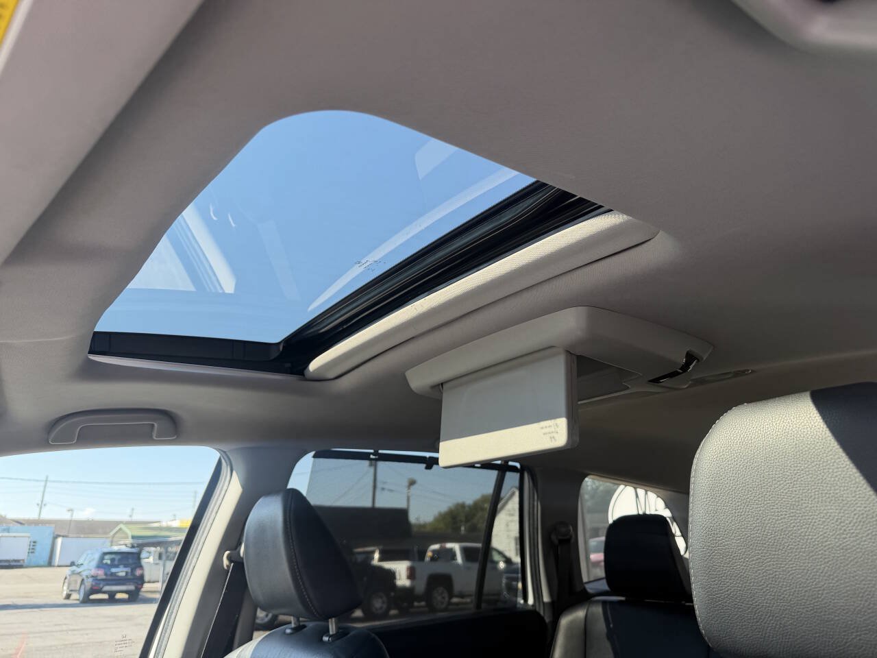 Used 2021 Honda Pilot Touring image 16