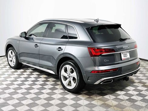 Certified 2025 Audi Q5 2.0T Premium Plus w/ Premium Plus Package image 5