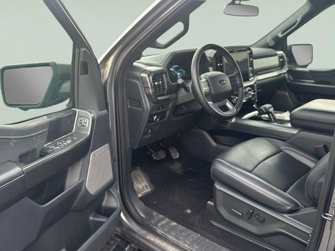 Used 2025 Ford F150 Lariat AWD/4WD image 10