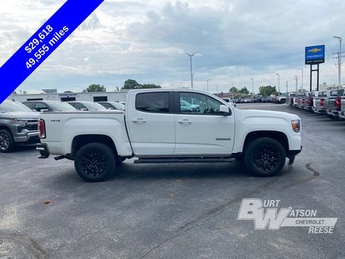 Used 2022 GMC Canyon Elevation w/ Elevation Premium Package AWD/4WD image 10