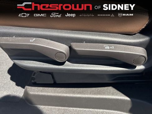 Used 2023 Chevrolet Suburban High Country AWD/4WD image 42