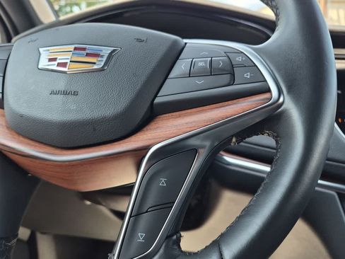 Used 2024 Cadillac XT5 Premium Luxury w/ LPO, Floor Liner Package AWD/4WD image 25