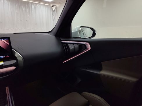 Used 2025 BMW X3 xDrive30i w/ M Sport Package image 52